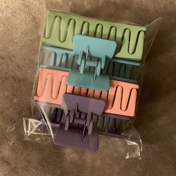 New! 4 Pack Spring Color Hair Clips - Picture 5 of 5